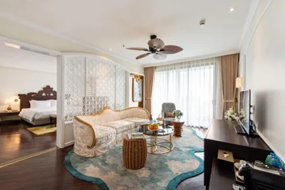 Suite Double with Balcony and Mountain View — KK Sapa Hotel
